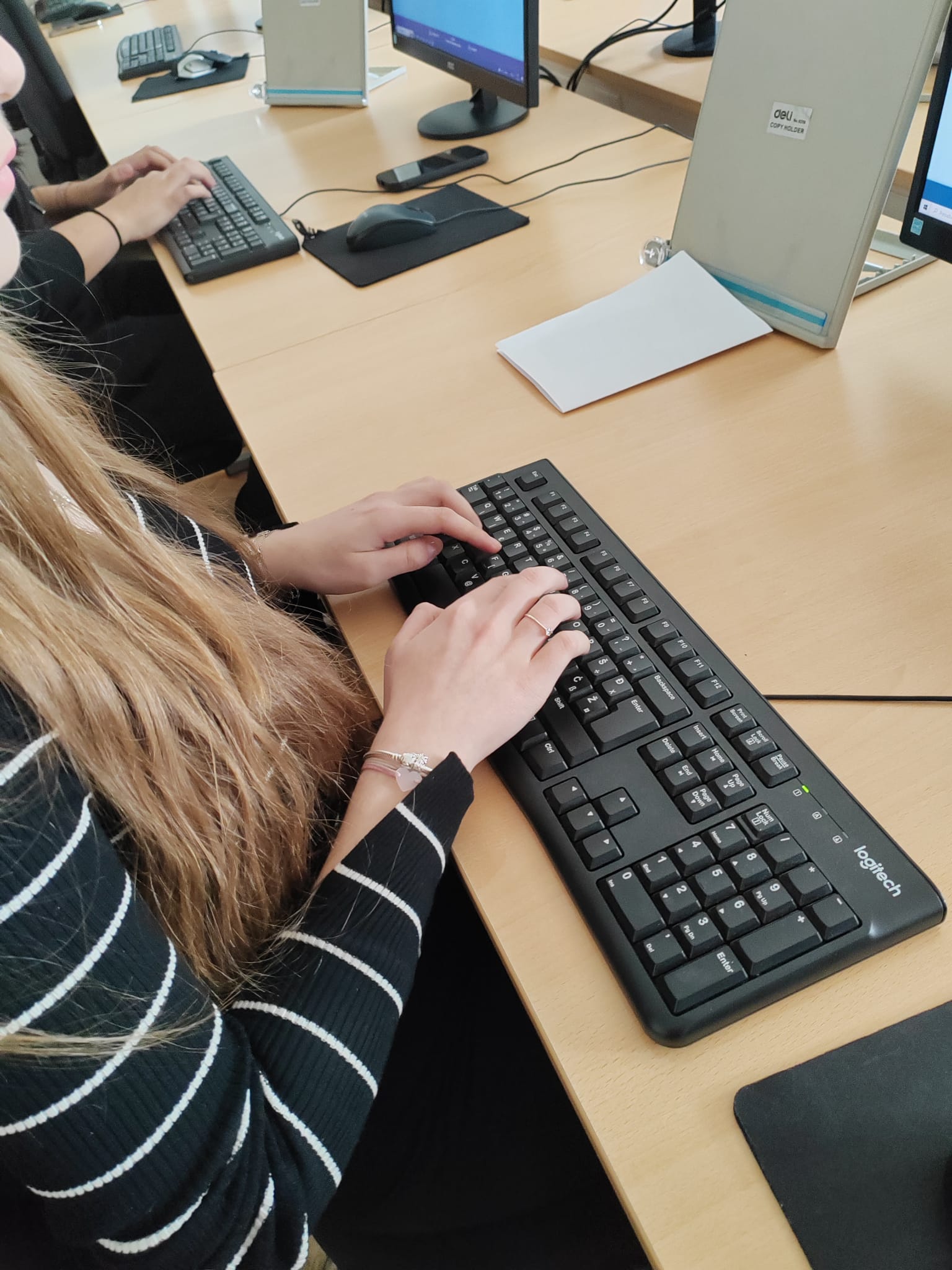 Pročitajte više o članku Školsko natjecanje u prijepisu 10 minuta.