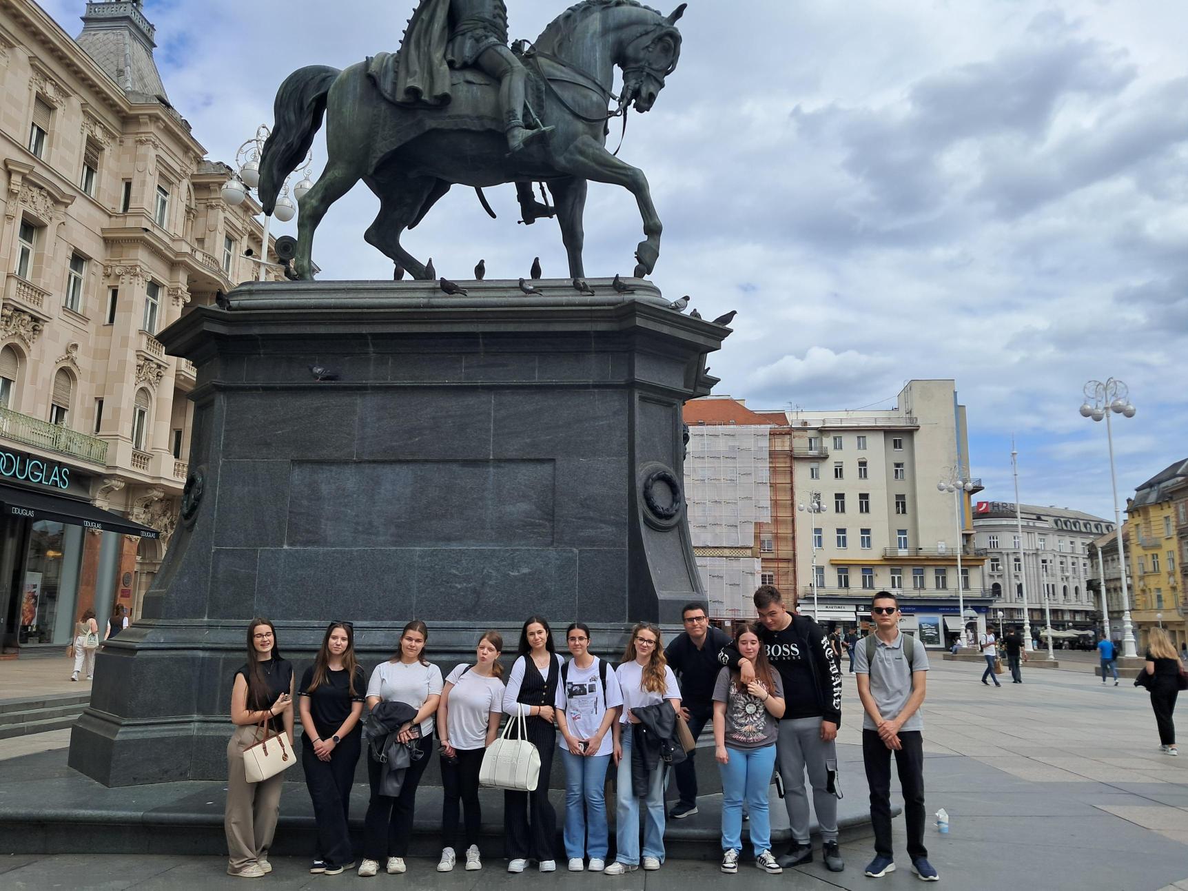 Pročitajte više o članku MULTIKULTI U LOVU NA BLAGO